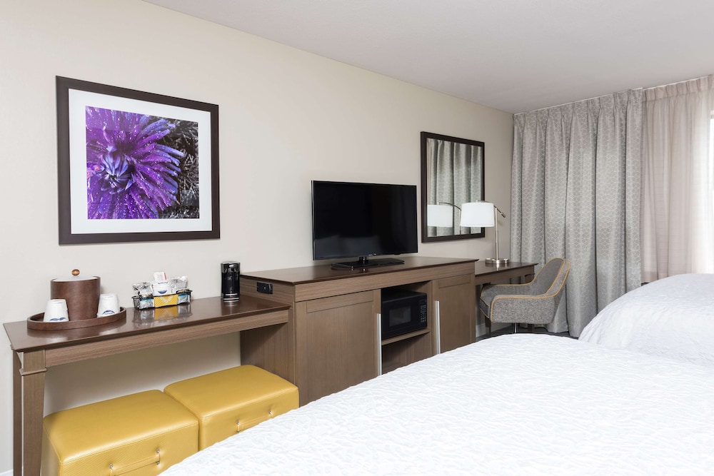 Hampton Inn & Suites West Lafayette - photo 6