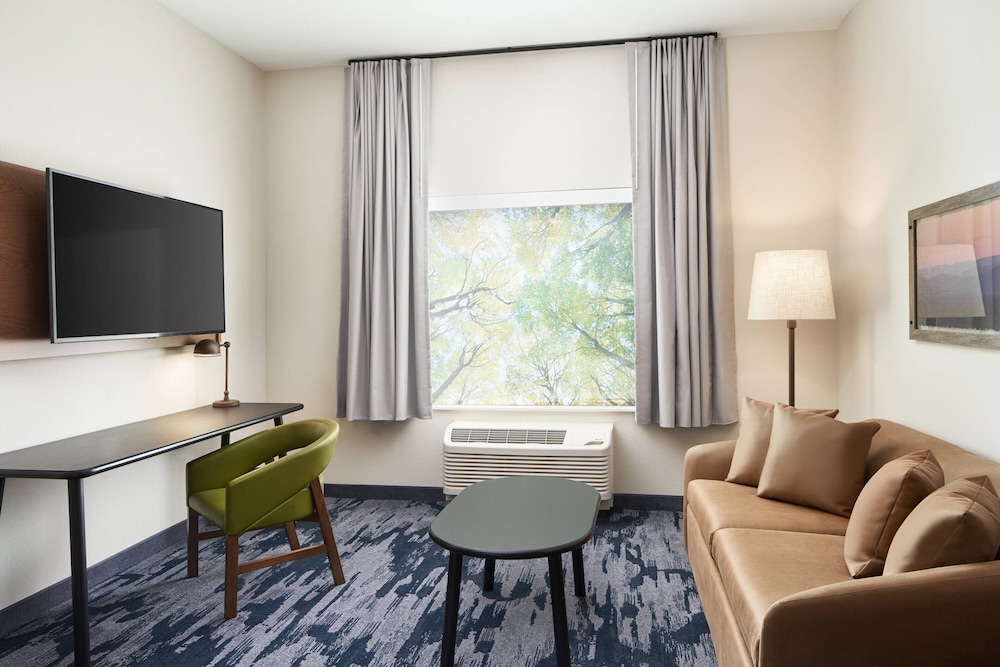 Fairfield Inn & Suites by Marriott Tampa Riverview - photo 12