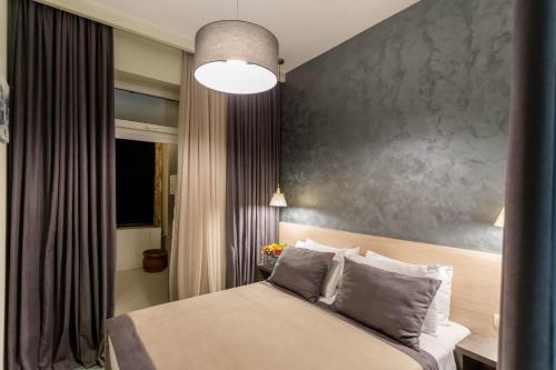 Luxury 3 BR apartment by Freedom square City Center