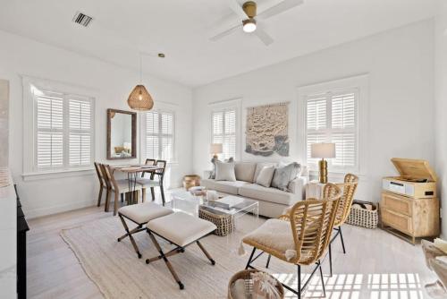 30A Beach Villa Steps to Beach Dog Friendly with Peloton and Bikes — 4-Star Luxury Hotel in Panama City Beach, United States