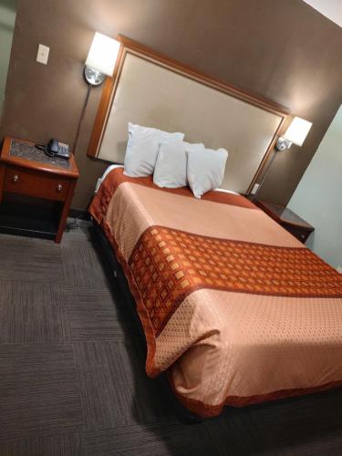 Economy Inn Richmond - photo 46