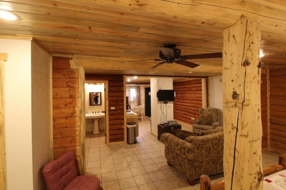 The Historic Wapiti Lodge - photo 165