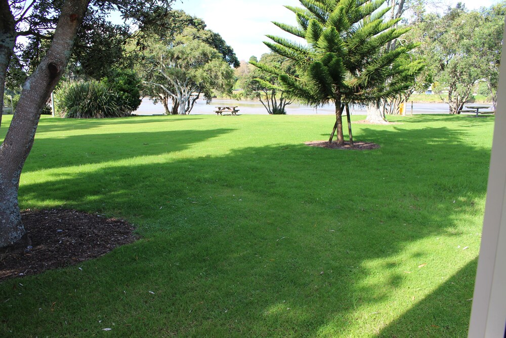 Urenui Beach Camp 9212731 — Waitara