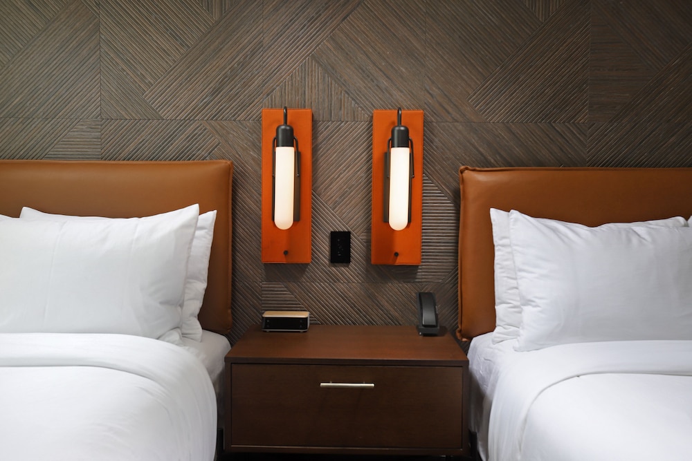 The Glenmark Glendale a Tribute Portfolio Hotel - photo 8