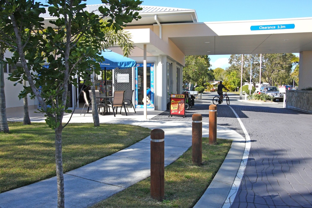 Kirra Beach Tourist Park - carbon neutral hotel in Coolangatta