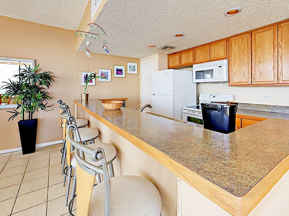 Sunchase Iv Resort - photo 12