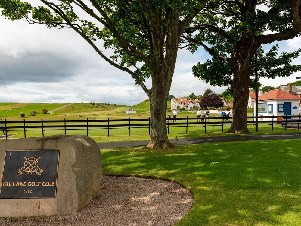 Rosebery Place in the Heart of Gullane — hotel in Gullane