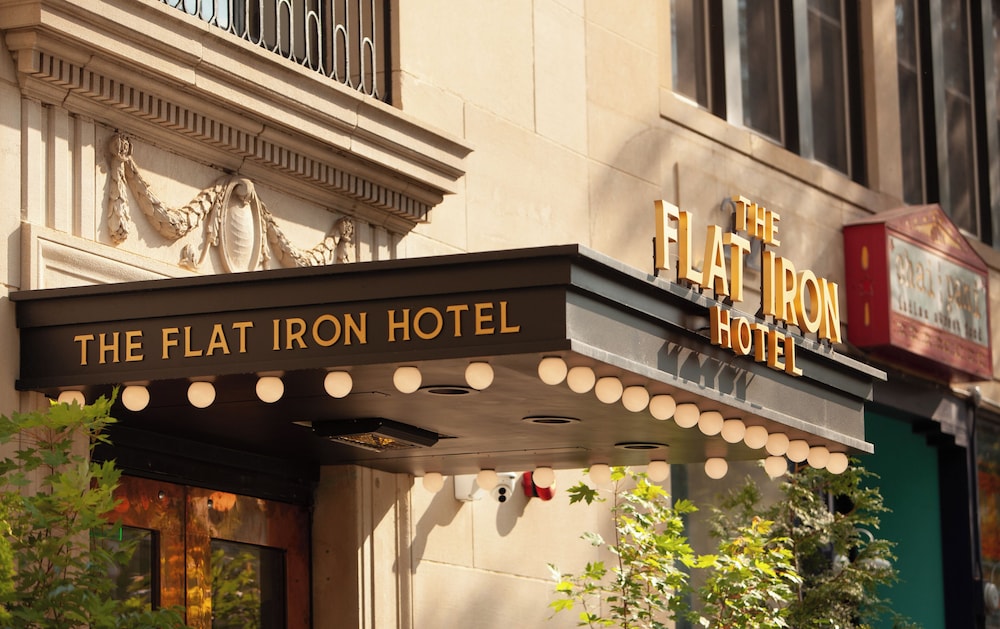 The Flat Iron Hotel - photo 25