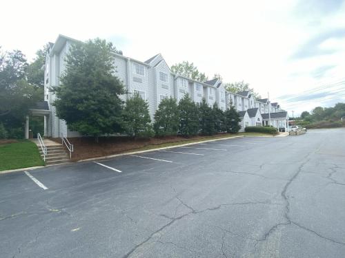 Microtel Inn & Suites by Wyndham Winston Salem - photo 24