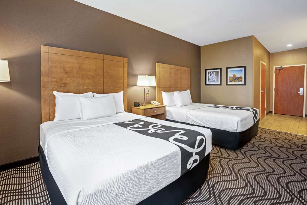 La Quinta Inn & Suites by Wyndham Coeur d`Alene - photo 12