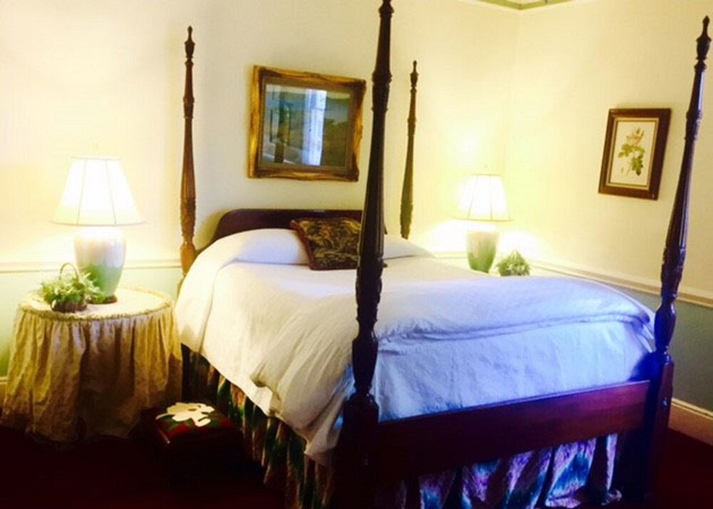 Morehead Inn - photo 31