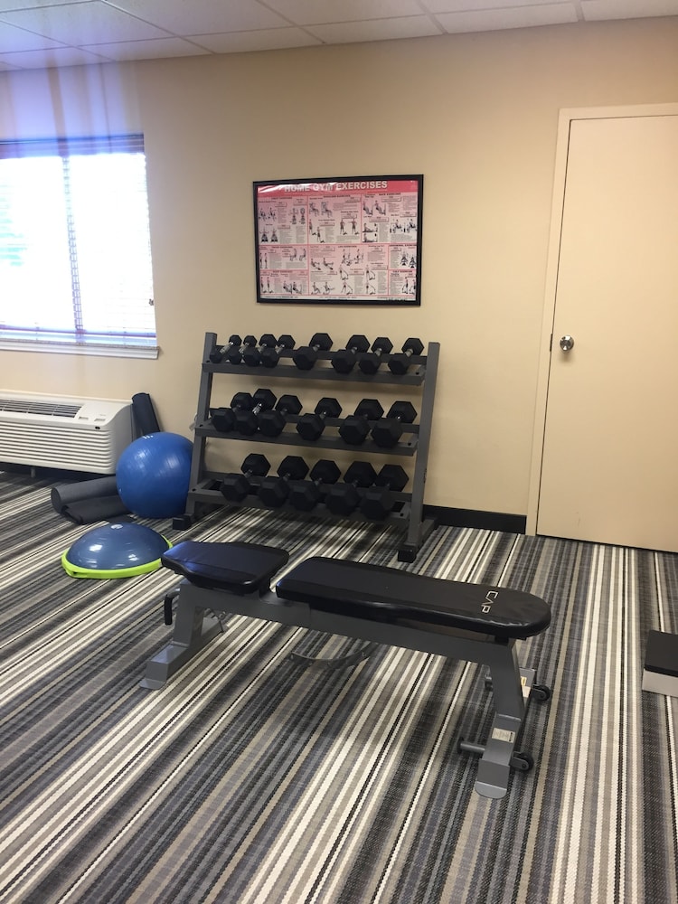 Candlewood Suites Victoria By Ihg - photo 17