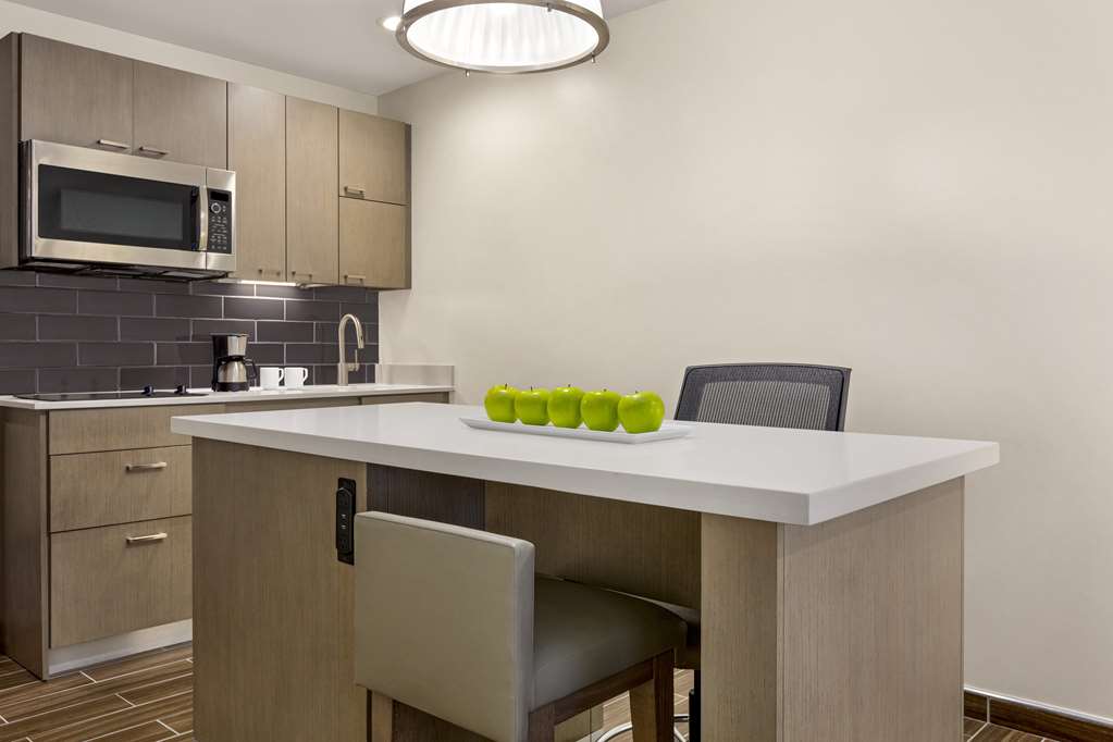 Hyatt House Bryan College Station - photo 25