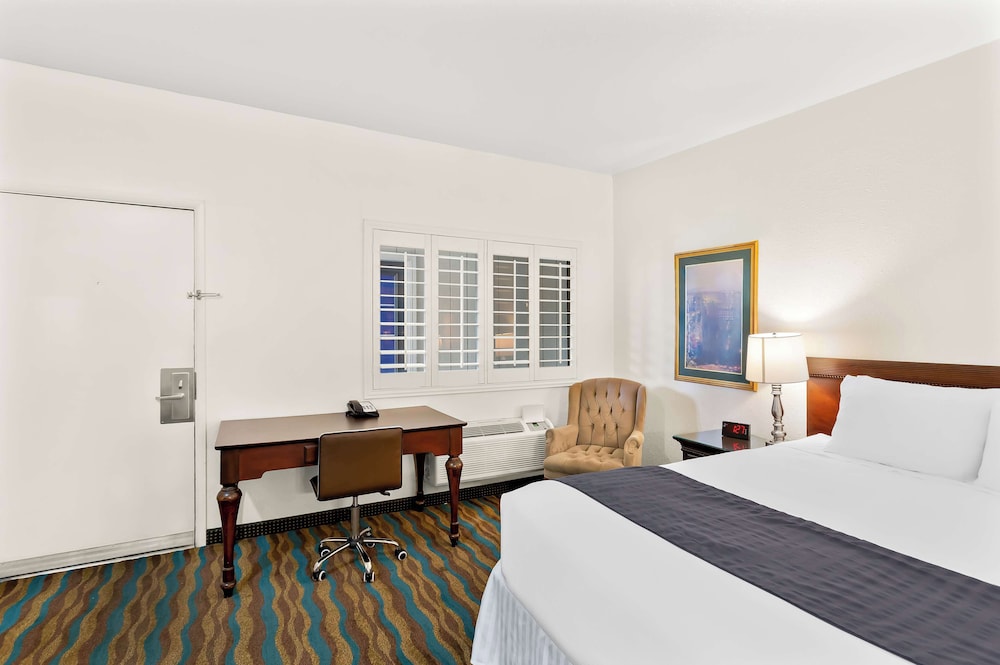 Surestay Plus Hotel by Best Western Susanville - photo 20