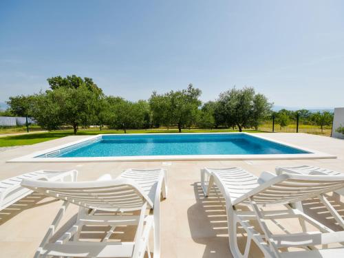 Holiday Home Elena by Interhome — 4-Star Luxury Hotel in Posedarje, Croatia