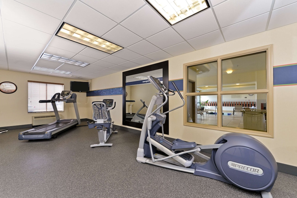 Hampton Inn Rock Springs - photo 57