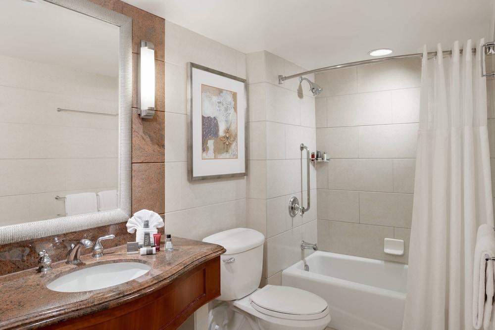 San Diego Marriott Gaslamp Quarter - photo 35