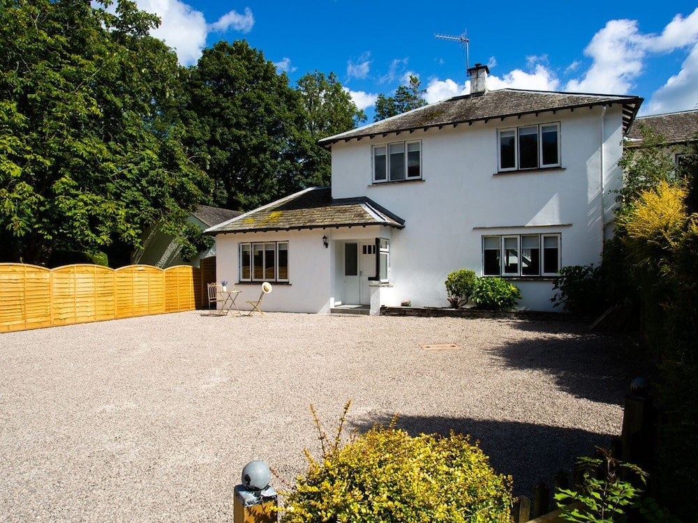Bellman Cottage — 4-Star Luxury Hotel in Windermere, United Kingdom