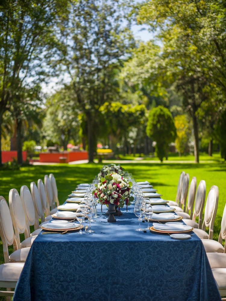 Fiesta Americana Hacienda Galindo Resort & Spa