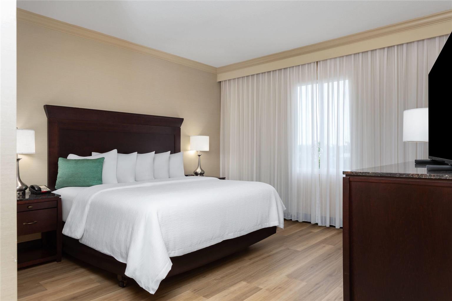 Hawthorn Extended Stay by Wyndham West Palm Beach Airport - photo 16