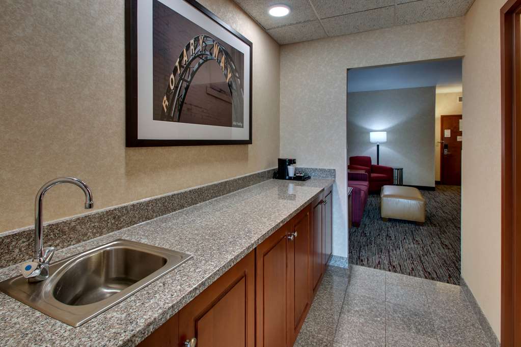 Drury Inn & Suites Findlay - photo 21
