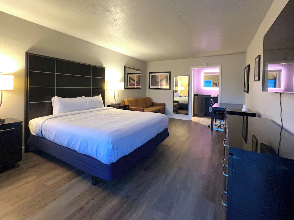 Boardwalk Suites Lafayette - photo 12