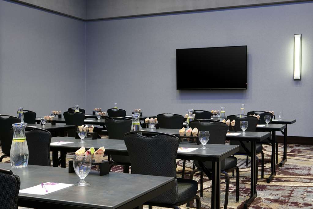 Hyatt Place Kansas City Lenexa City Center - photo 19