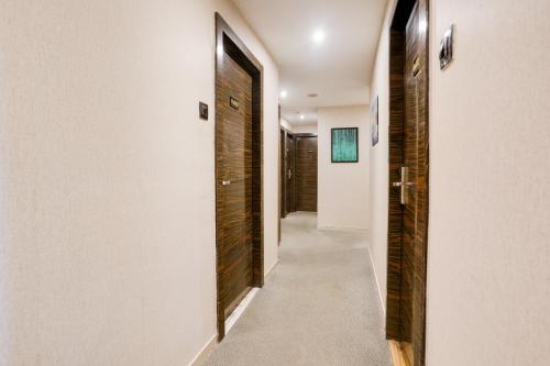 Super Collection O Andheri Near Western Express Highway