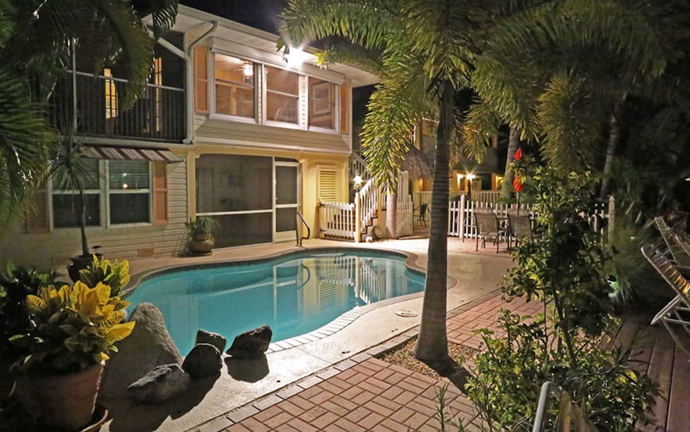 Manatee Bay Inn Near Fishing Pier Fort Myers Beach - photo 8