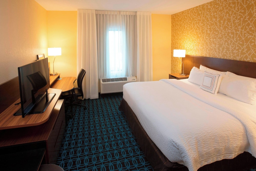 Fairfield Inn & Suites by Marriott Detroit Lakes - photo 13