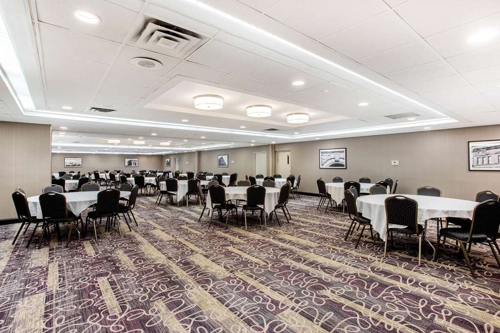 La Quinta Inn & Suites by Wyndham Indianapolis South - photo 27