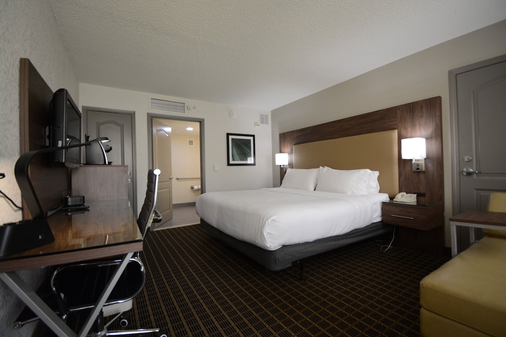 Holiday Inn Hazlet by IHG - photo 19
