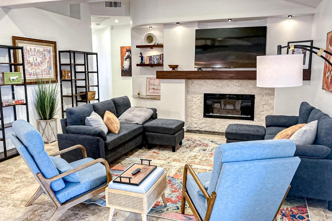Piestewa Getaway - carbon neutral hotel in Phoenix