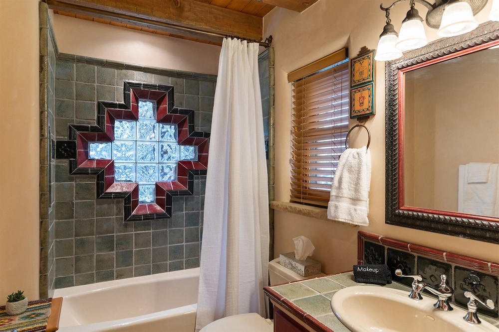 La Joya Spacious and Historic Downtown Jewel - photo 48