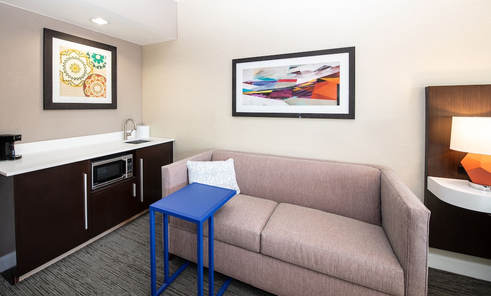 Hampton Inn Phoenix Airport North - photo 11