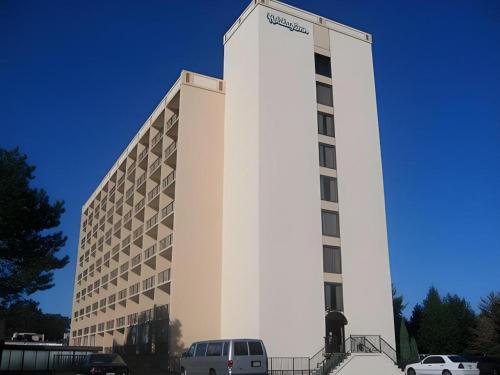 Garden Plaza Hotel - featured photo