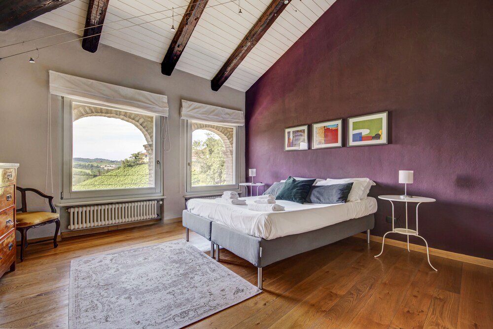 Italianway Cavour 16 — hotel in Castiglione Falletto