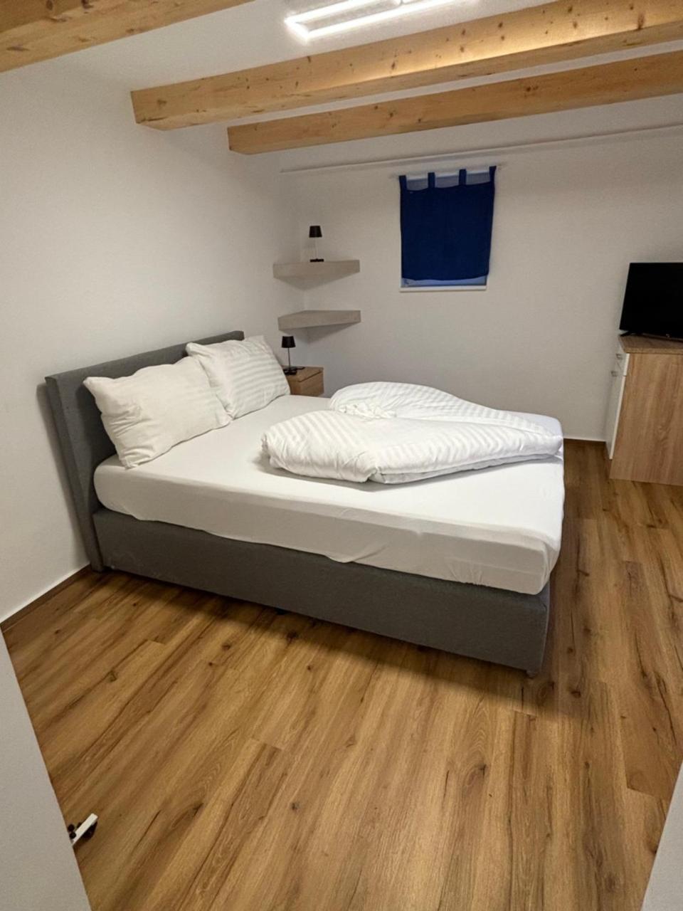 Ferienapartments Perdacher in Velden Am Woerthersee, Austria