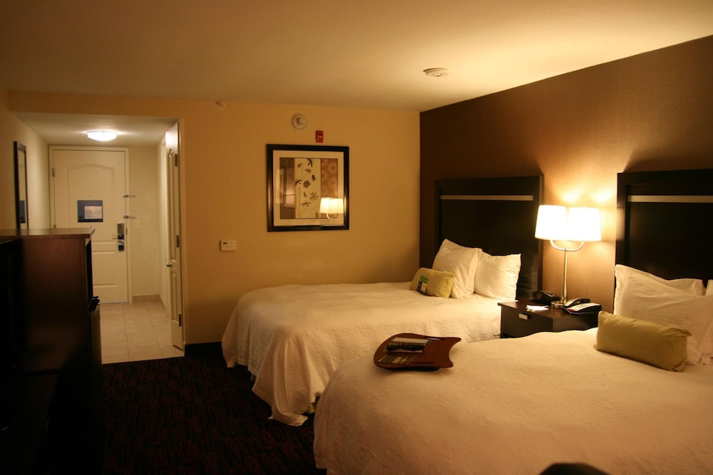 Hampton Inn Jericho Westbury - photo 34