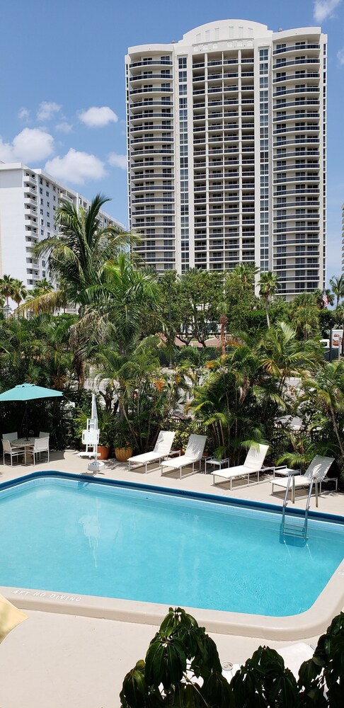 Ocean Mile Hotel - photo 41