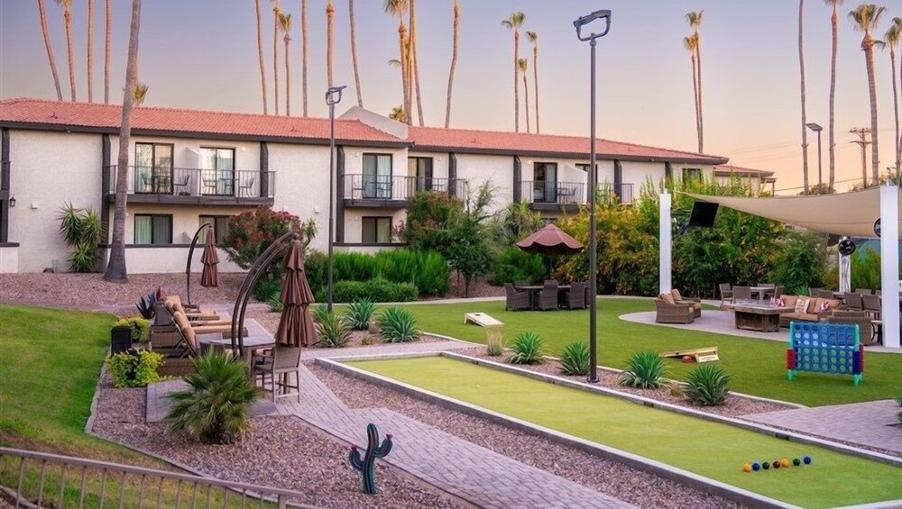 Scottsdale Park Suites - photo 19