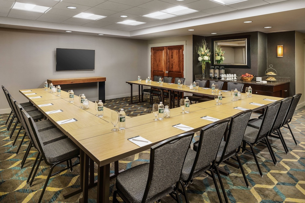 Residence Inn by Marriott Colchester - photo 24