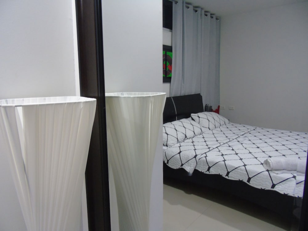 Apartahotel Bahia Tropical in San Andres, Colombia