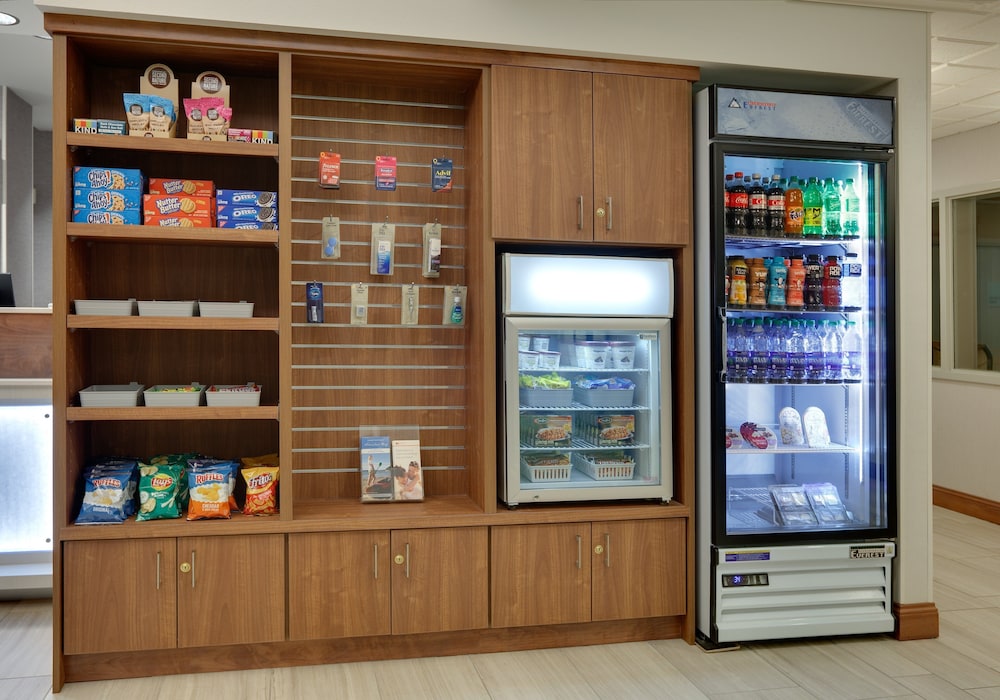 Holiday Inn Express Mitchell by IHG - photo 20
