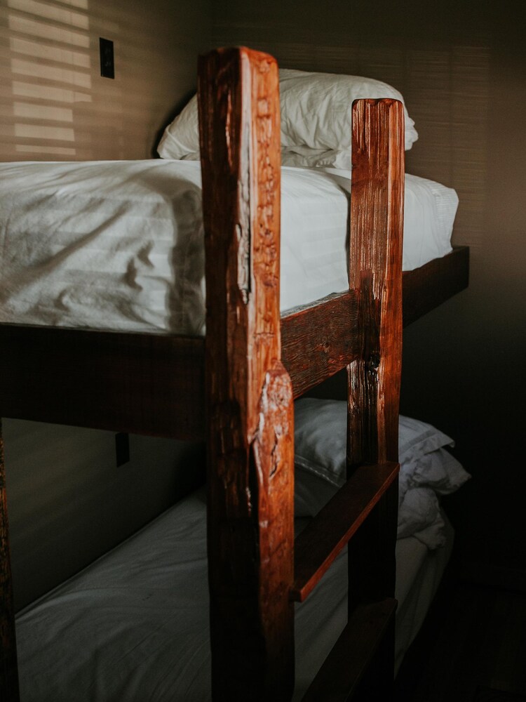 Pitchwood Inn - photo 2