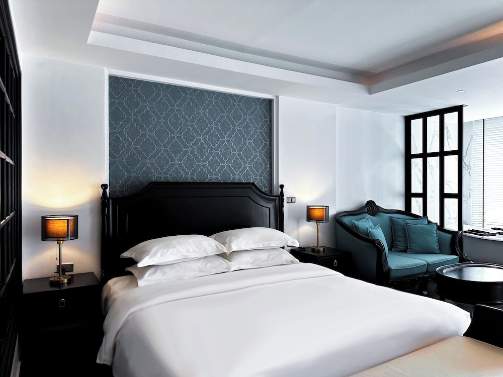 Glory Boutique Suites 清迈古城荣耀精品酒店 — 4-Star Luxury Hotel in Chiang Mai, Thailand