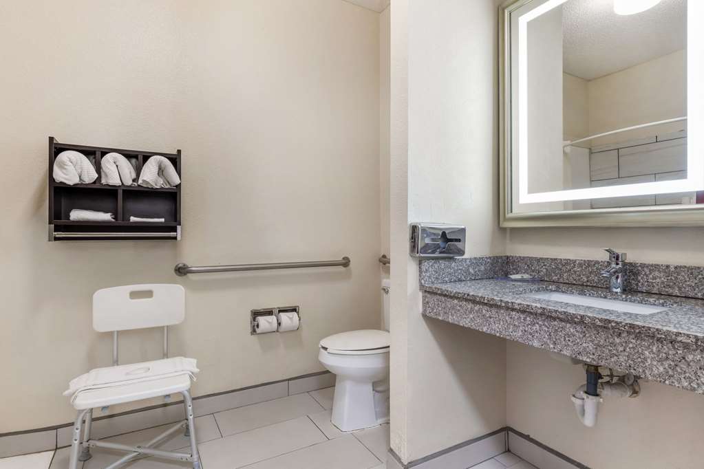 Quality Inn & Suites Wichita Falls I 44 - photo 14