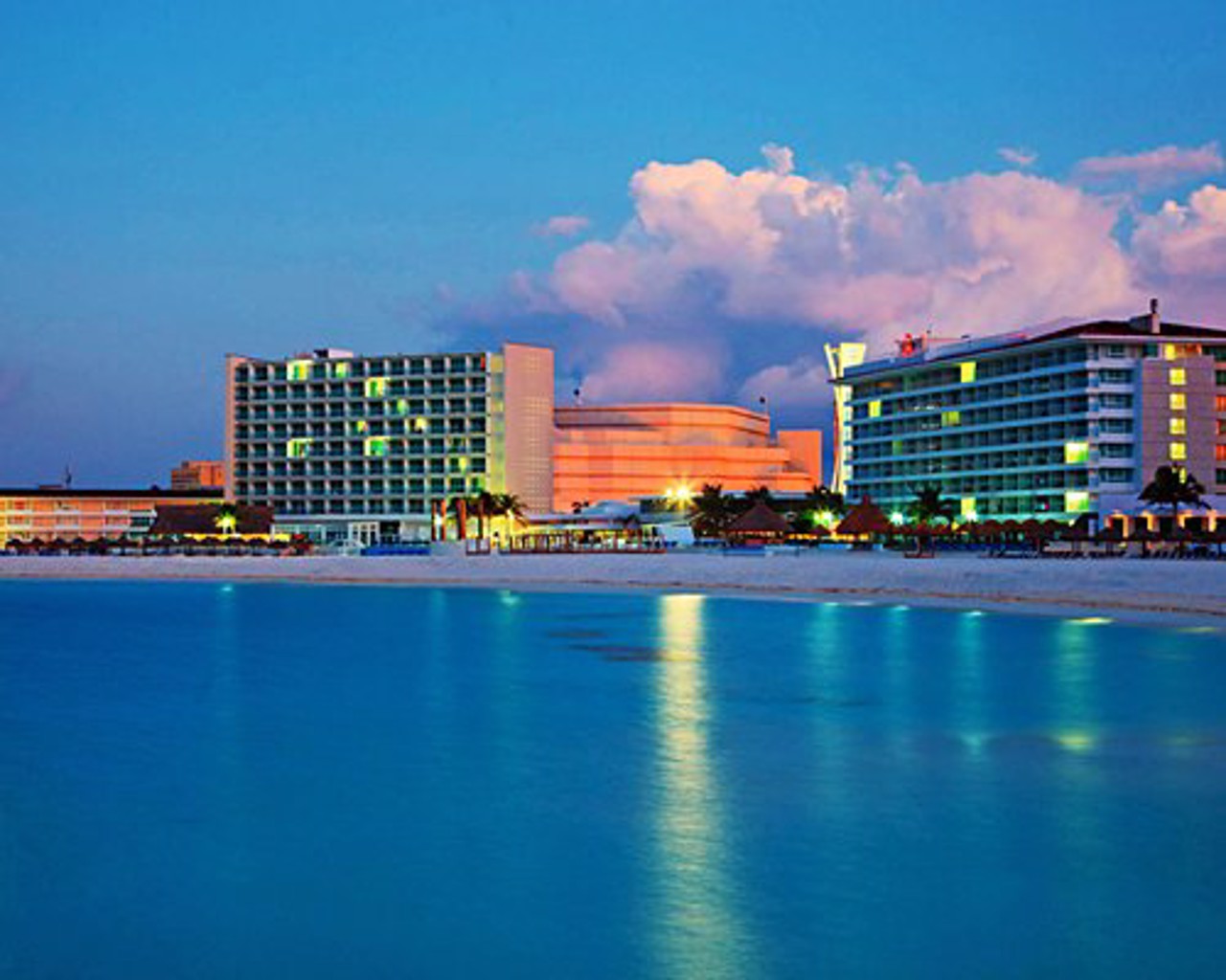 Krystal Cancún Hotel