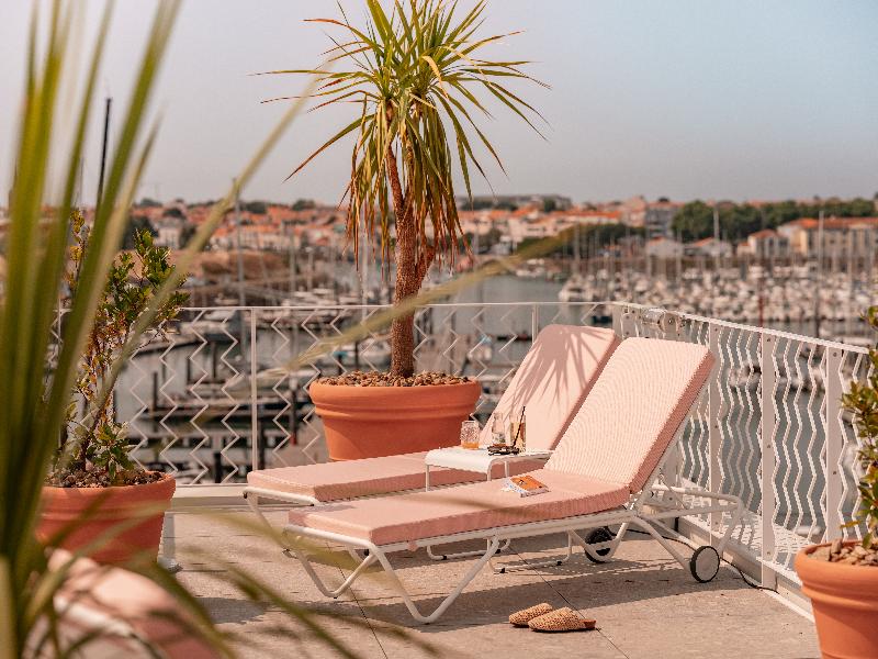 Hôtel Vertime in Les Sables-D'olonne, France