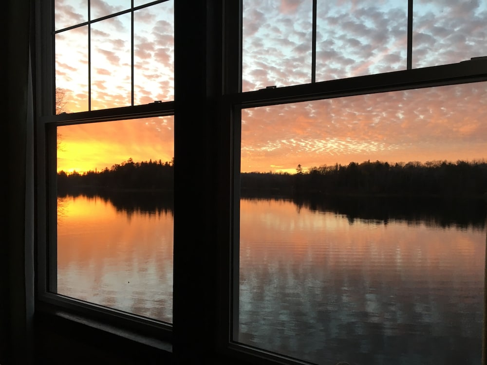 Hanging Horn Lakeside Resort - photo 108